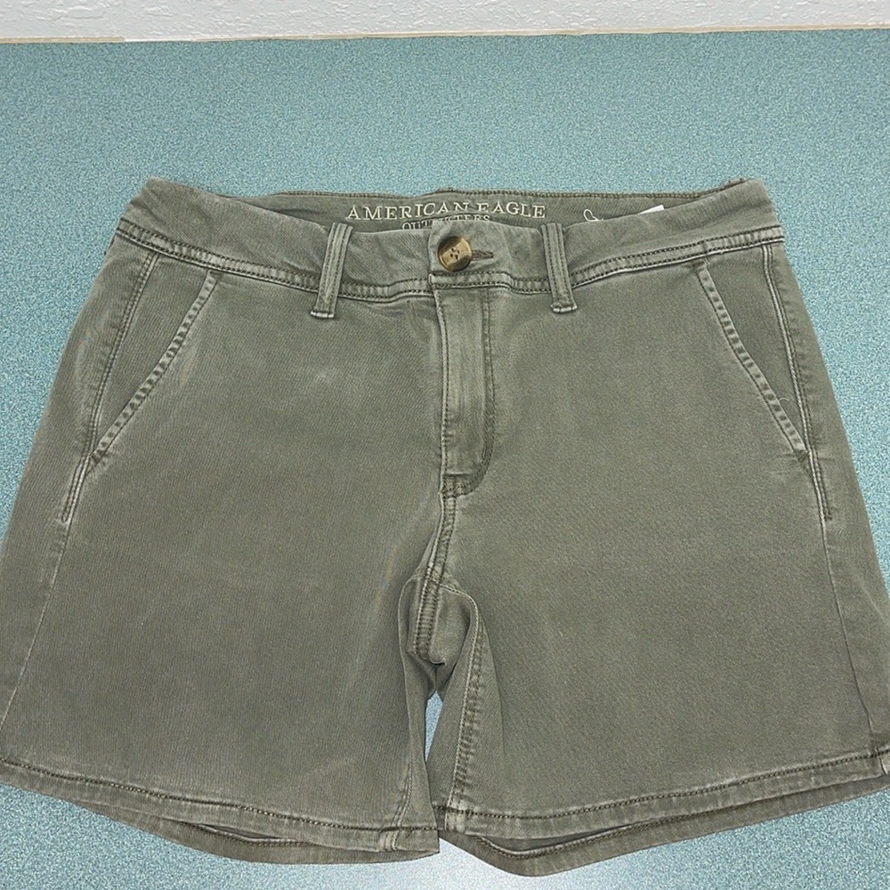American Eagle Jean Shorts ‼️‼️ Womens’s Size 8 Regular